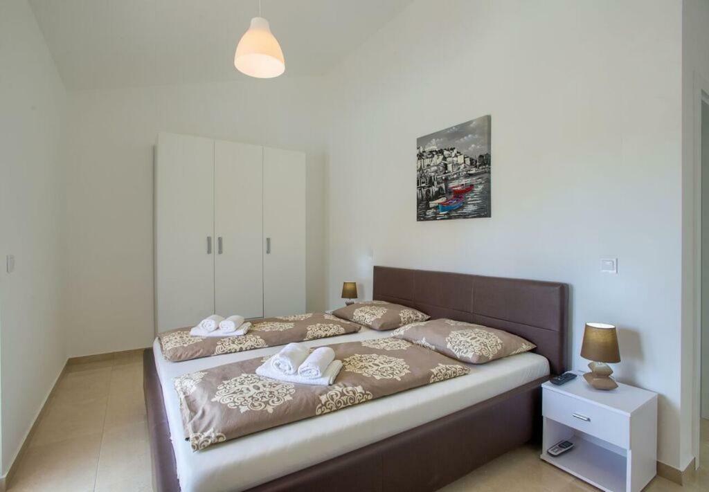 Villa Sanja Plovanija ภายนอก รูปภาพ